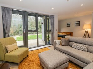 Ferienhaus | Wohnbereich | Fernseher