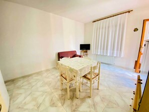 Apartment | Dining room - Casa Vacanza Silvaredda (San Teodoro)