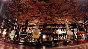 Unclassified image, 5 of 8, button - The Crown Inn (Stroud)