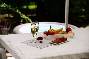 Outdoor dining - L'albero di Gamelì - Conci Deluxe (Chiusi)