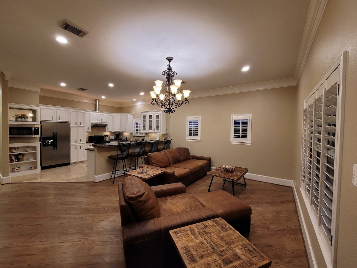 Photo 10 of Premium 3/2 Home in the Heart of Houston Heights