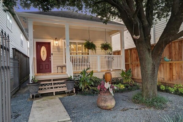 Exterior - Premium 3/2 Home in the Heart of Houston Heights (Houston)