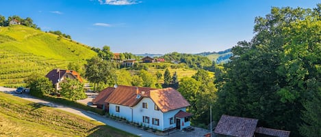 Maison Familiale, plusieurs chambres, 2 salles de bains (Family Friendly House Marija) | Extérieur