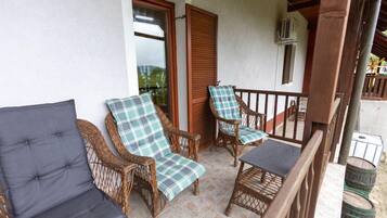 Family House, Multiple Bedrooms, 2 Bathrooms, Mountainside (Family Friendly House Marija) | Balcony