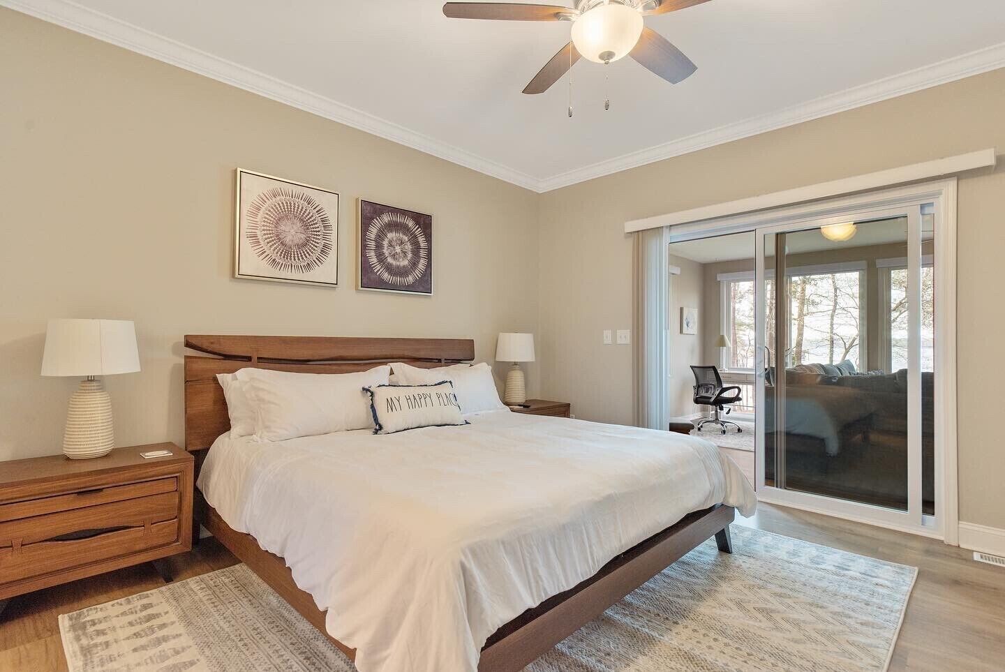 3 間睡房、熨斗/熨衫板、可攜式嬰兒床、免費 Wi-Fi