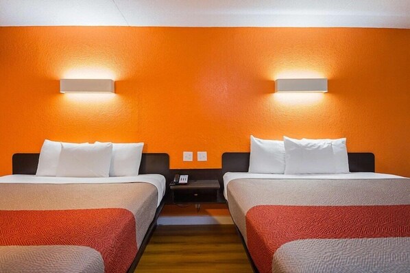 Room - Motel6 Garland, TX - Northeast Dallas (Garland)