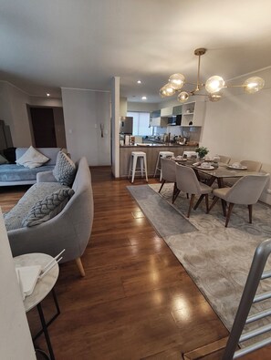 Interior - LUXURY DUPLEX PRIVATE HOT SWIMMING POOL Miraflores  (Miraflores)