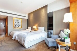 Room - Nine Dragon Hotel (Gaoping)