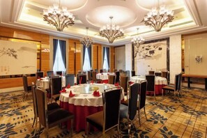 Restaurant - Nine Dragon Hotel (Gaoping)