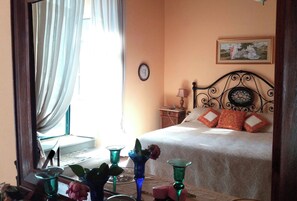 1 bedroom, desk, iron/ironing board, travel cot