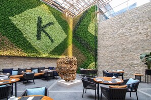 Breakfast, lunch and dinner served - K Hotel Douala (Douala)