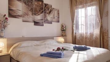 1 chambre, bureau, fer et planche à repasser, Wi-Fi gratuit