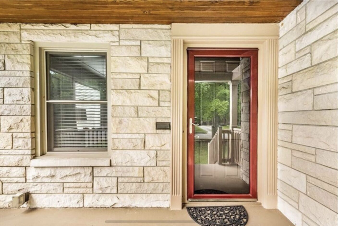 Gorgeous 2- Story home in heart of Broad Ripple & close to Indy downtown