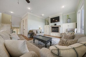 House, 5 Bedrooms | Living room - Dune Daze by Five Star Properties (Santa Rosa Beach)