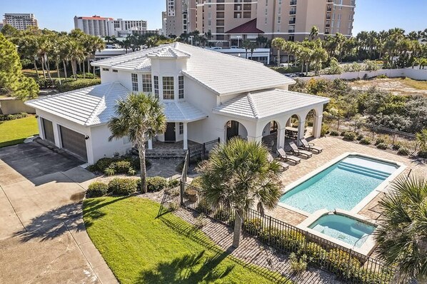 House, 4 Bedrooms | Exterior