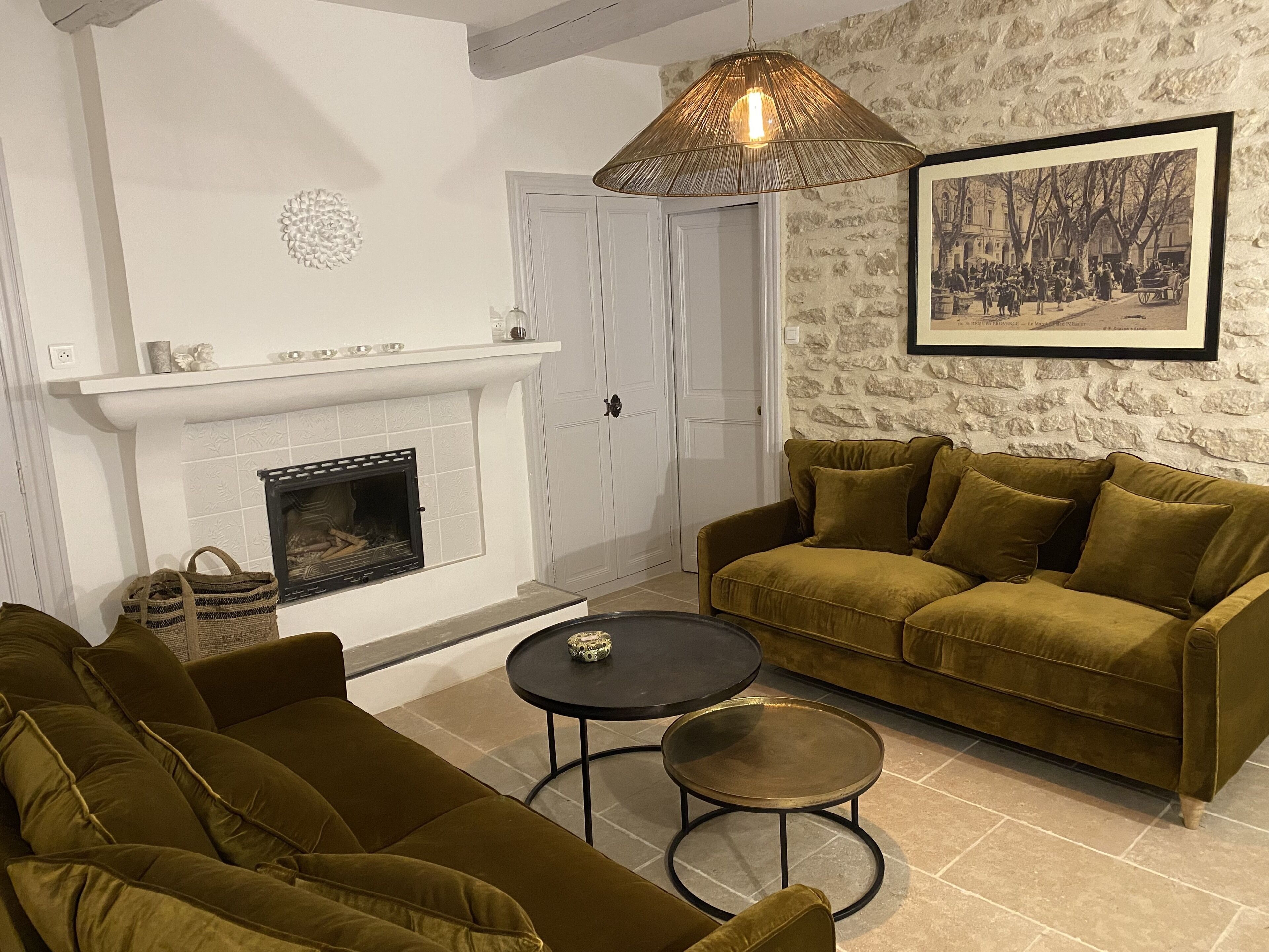 TV connectée, cheminée