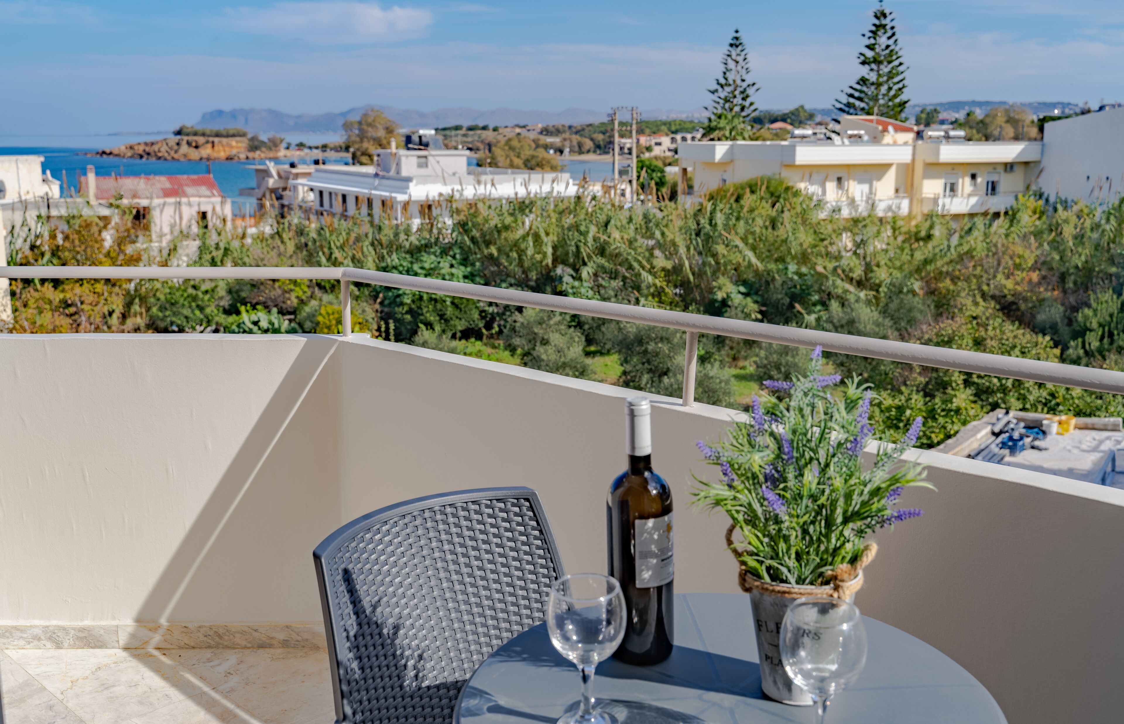 Superior Studio | In-room safe, free WiFi