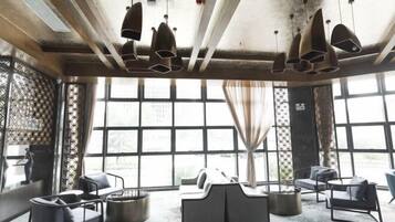 Bar (en la propiedad)