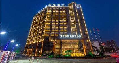 Zhedong Chuyue International Hotel
