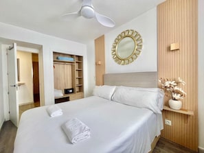 2 chambres, fer et planche Ă repasser, Wi-Fi gratuit, draps fournis