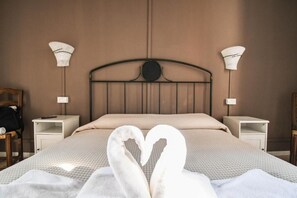 4 chambres, lit parapluie, Wi-Fi gratuit, draps fournis