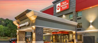  Best Western Plus Cleveland Inn & Suites