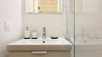 Hårtørrer, håndklæder