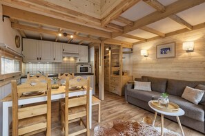 Interior - Roca · Duplex 4pax 2CH | 5mn Grands Montets | Parking (Chamonix-Mont-Blanc)