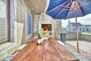 Outdoor dining - Catch of the Day (Struis Bay)