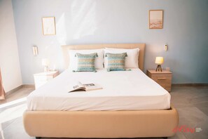 3 室のベッドルーム、デスク、アイロン / アイロン台、旅行用ベビーベッド