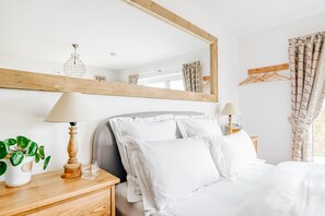 The Lodge Studio | Egyptian cotton sheets, premium bedding, pillowtop beds