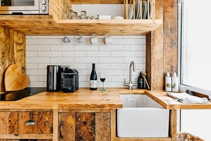 The Loft Studio | 私人厨房 | 意式浓缩咖啡机、茶具/咖啡用具、电热水壶