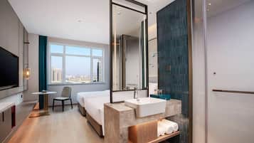 Room, 2 Twin Beds, Smoking | Minibar, iron/ironing board, free WiFi
