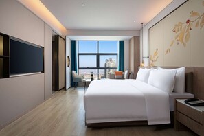 Minibar, iron/ironing board, free WiFi - Ramada by Wyndham Huangshi Huangshigang (Huangshi)