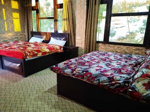 Deluxe Triple Room | Iron/ironing board, free WiFi - Malak Tower Hotel & Resturent (Swat)