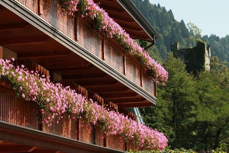 施設の敷地. Hotel Centro Benessere Gardel
