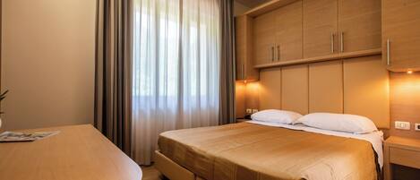 Chambre économique double | Coffre-fort, accÚs au Wi-Fi (inclus)