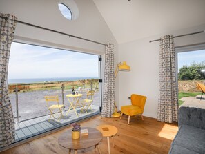 Cottage | Living room | TV, video-game console - Congl Cae (Pwllheli)