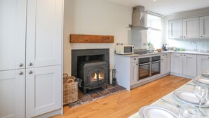村舍 | 私人厨房 | 冰箱、微波炉、洗碗机、电热水壶