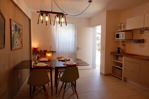 Dining - Casotas 4 disfrute de jardim à porta de casa (Lisboa)