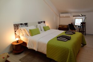 1 chambre, fer et planche à repasser, lit parapluie, Wi-Fi gratuit