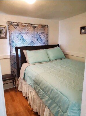 1 bedroom, desk, iron/ironing board, free WiFi