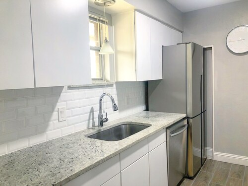 Sleek Condo in the big D