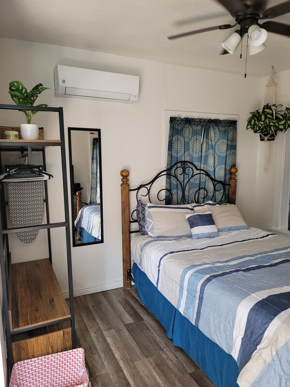 1 bedroom, iron/ironing board, free WiFi, bed sheets