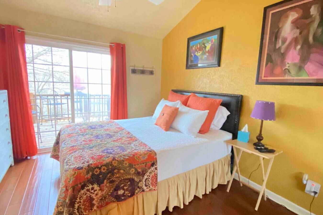 2 bedrooms, desk, iron/ironing board, free WiFi