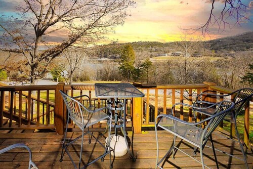 Lakeview Latitude at Table Rock Lake