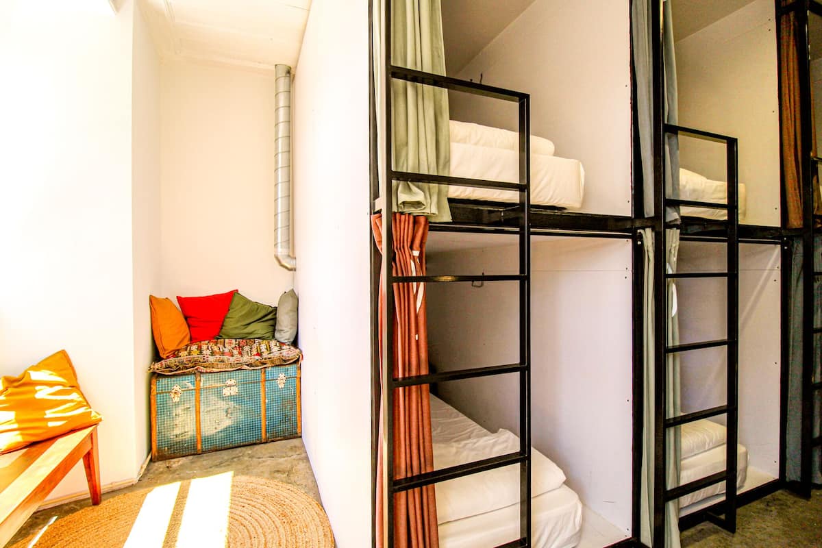 Shared Dormitory | WiFi (free)