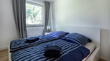 2 Schlafzimmer, Reisekinderbett, kostenloses WLAN