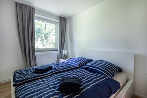 2 Schlafzimmer, Reisekinderbett, kostenloses WLAN