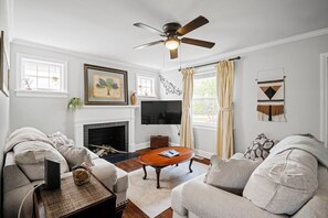 Smart TV, DVD player, ping pong, books